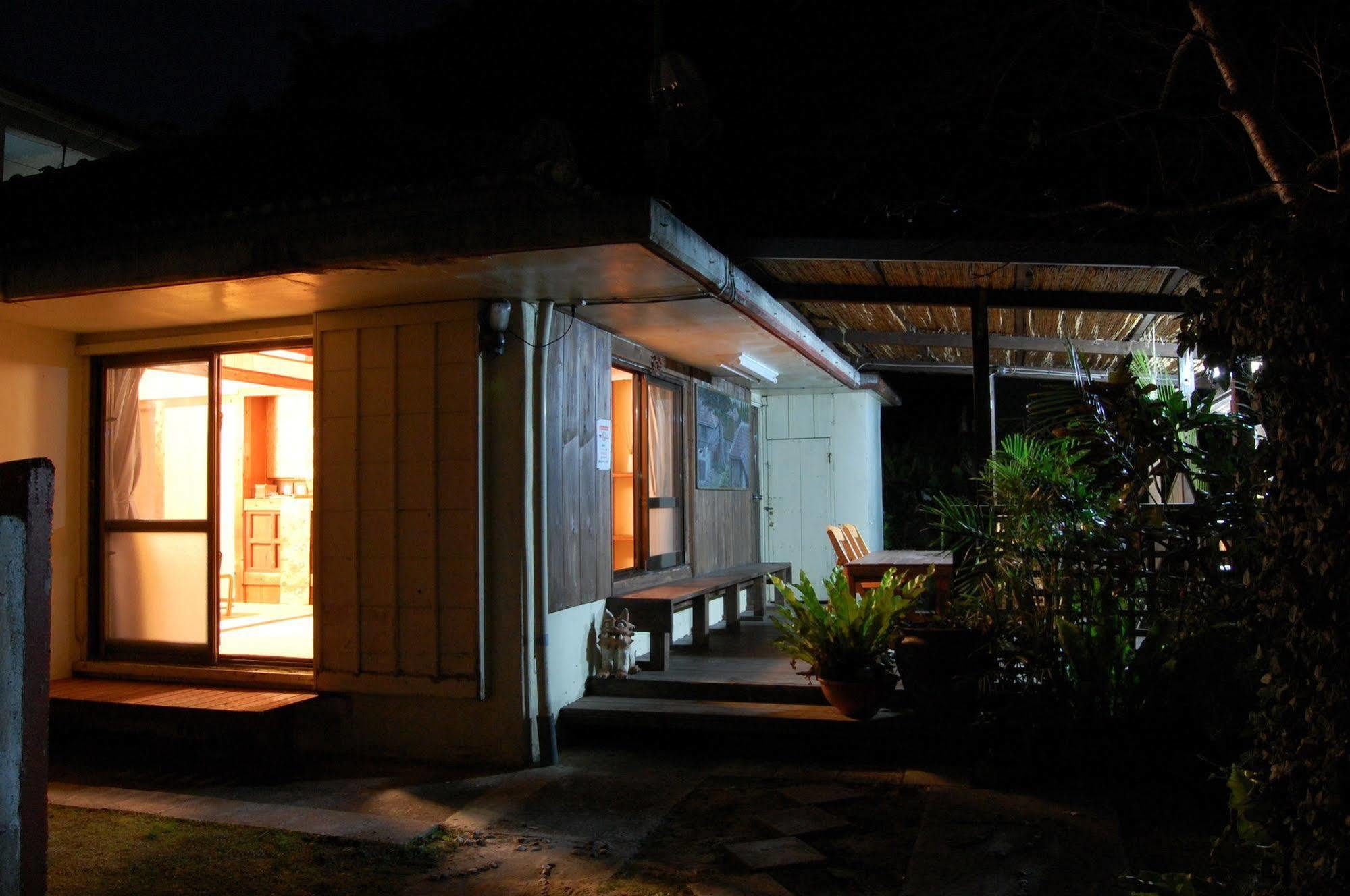 Yukurinaresort Okinawa Garden House Мотобу Экстерьер фото
